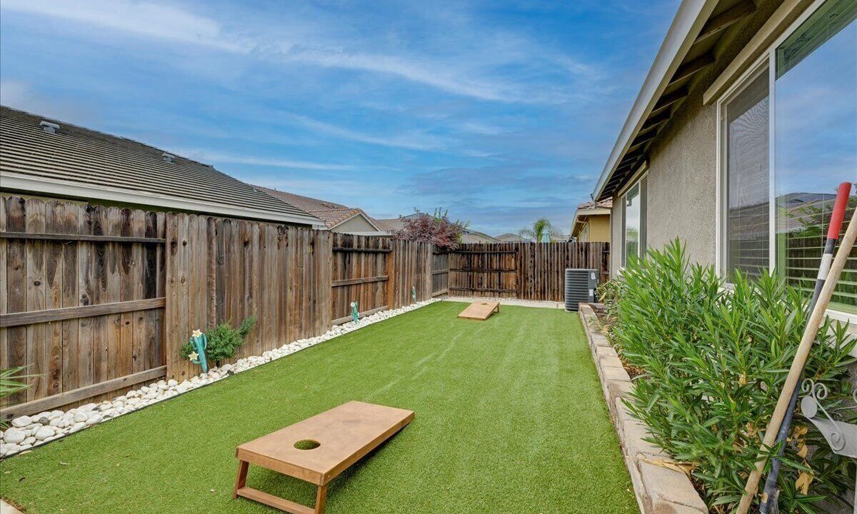 Photo of Outdoor in Lincoln