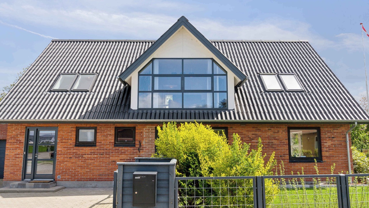 Photo of Others in Hvalpsund