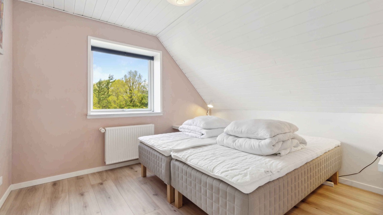 Photo of Others in Hvalpsund