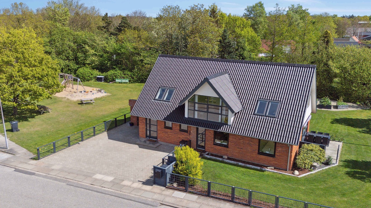 Photo of Others in Hvalpsund