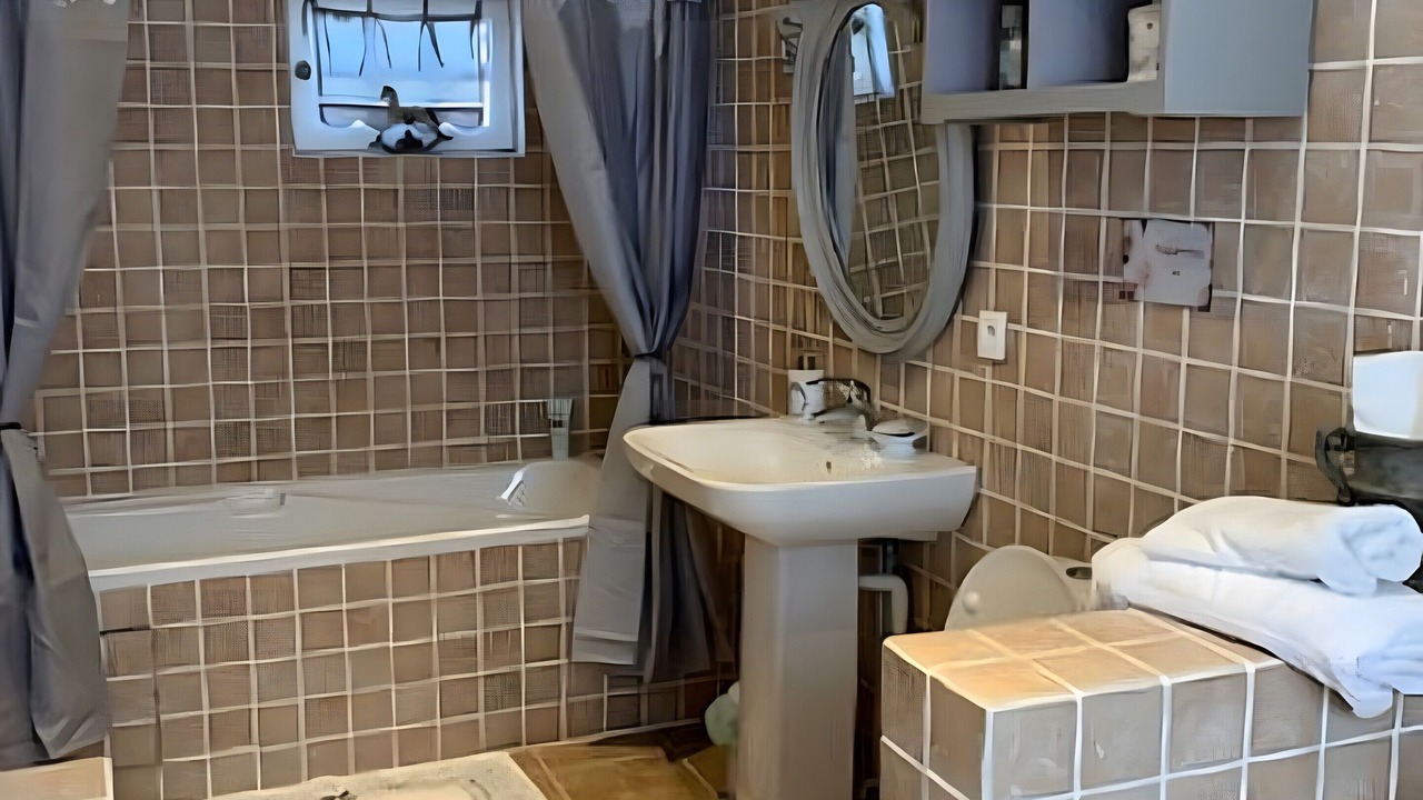 Photo of Bathroom in Suzay