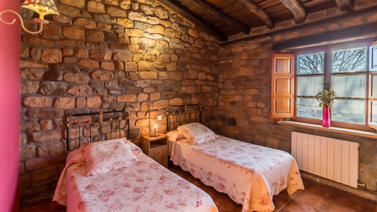 Photo of Bedroom in Villacarriedo