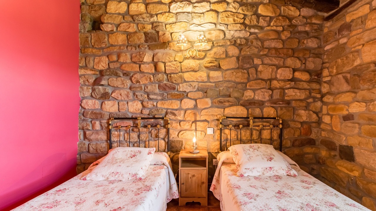 Photo of Bedroom in Villacarriedo
