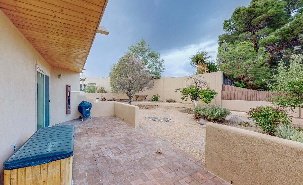 Photo of Patio Balcony in Alban Hills