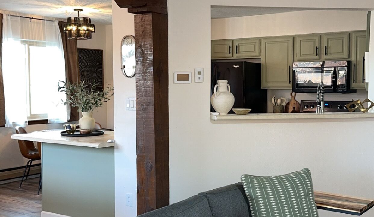 Photo of Livingroom in Alban Hills