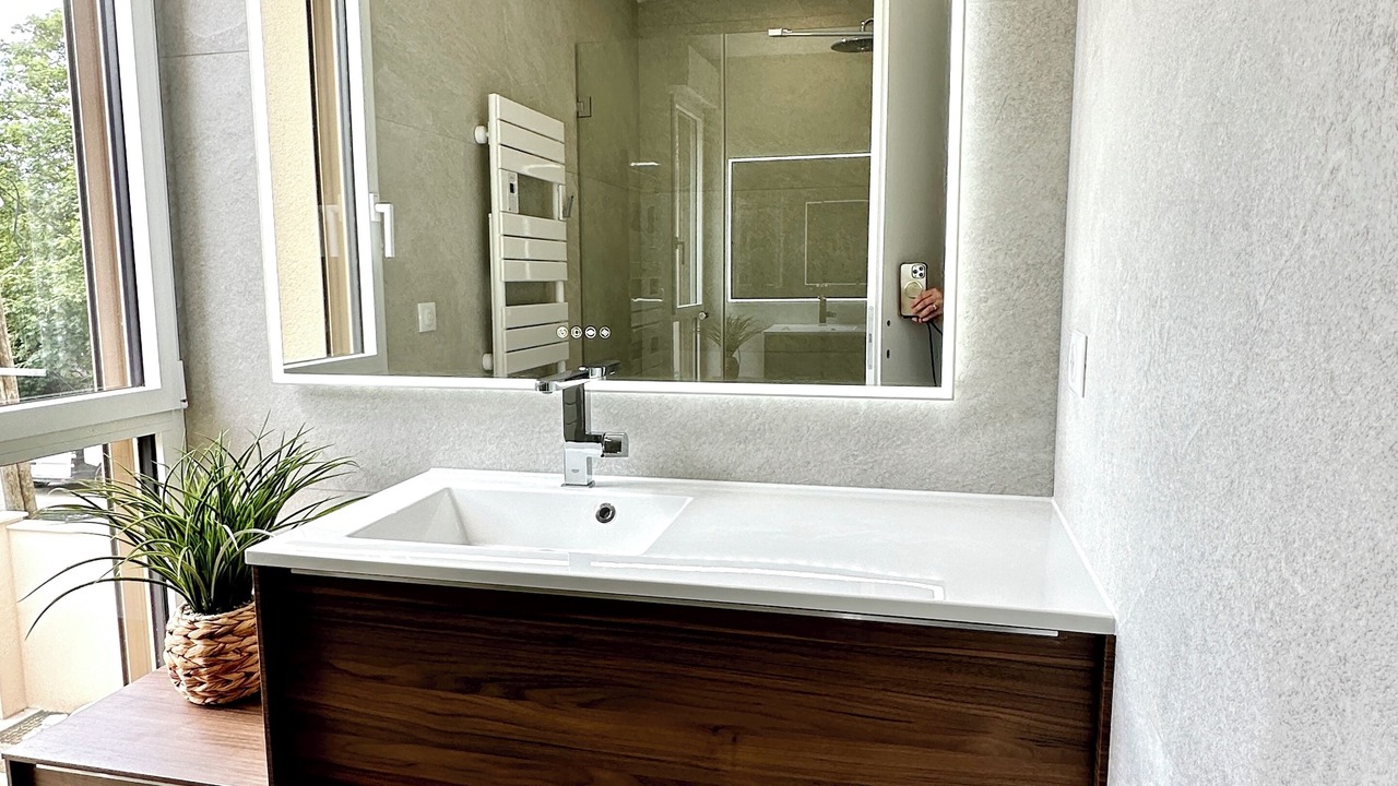 Photo of Bathroom in Clamart