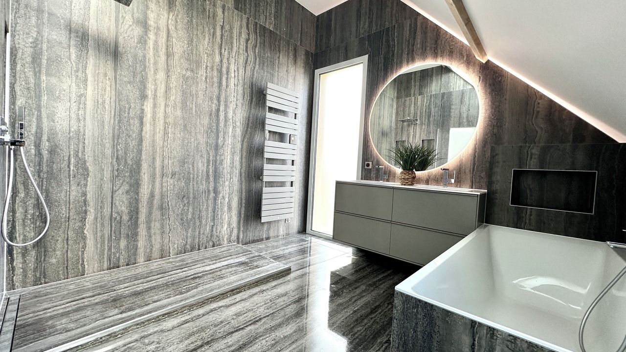 Photo of Bathroom in Clamart