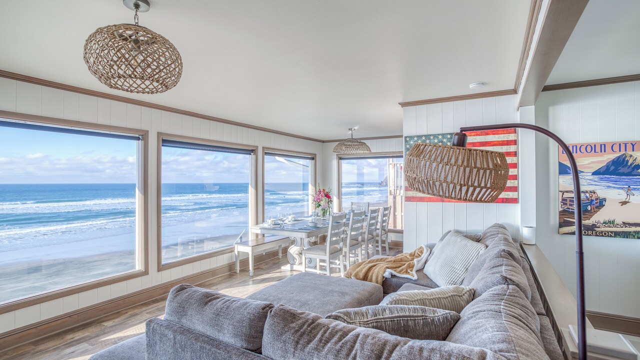 Photo of Livingroom in Roads End