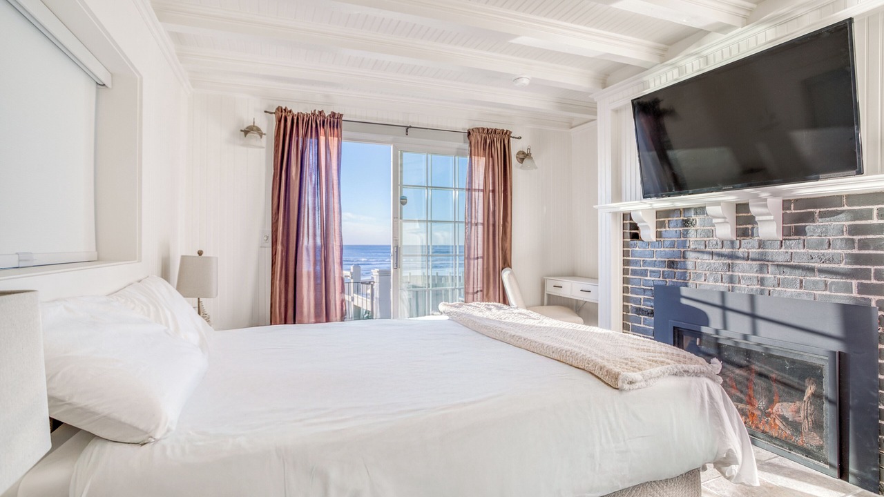 Photo of Bedroom in Roads End