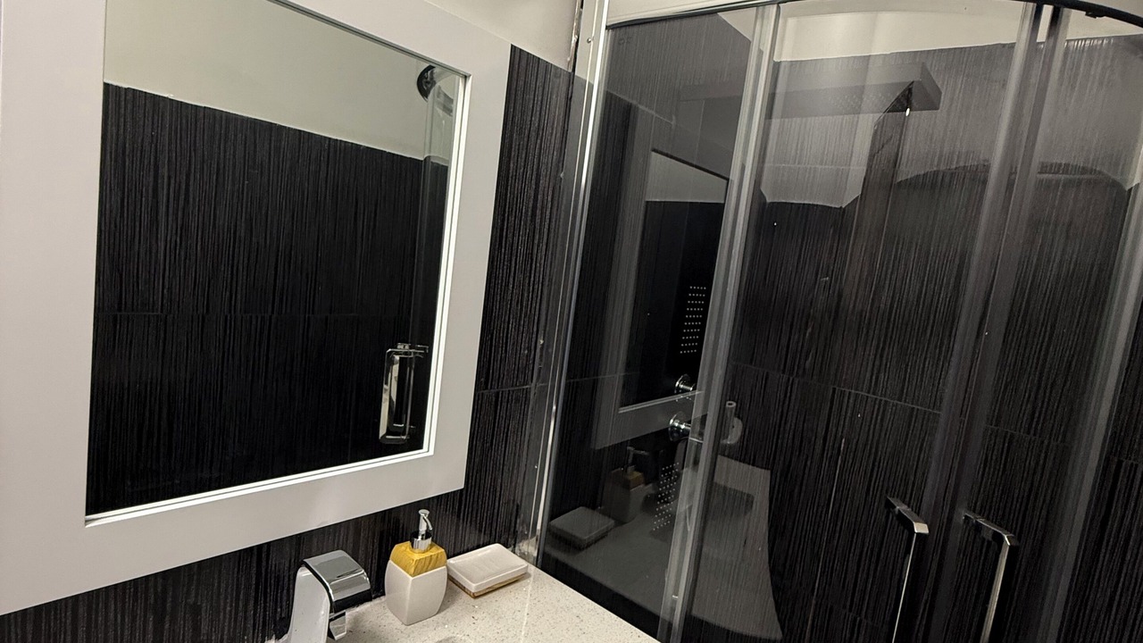 Photo of Bathroom in Oakridge