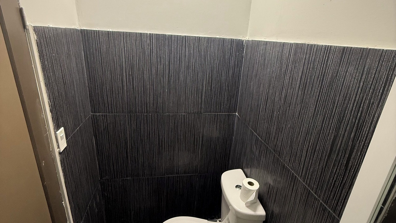 Photo of Bathroom in Oakridge