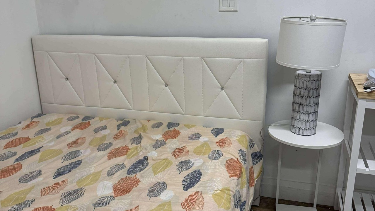 Photo of Bedroom in Oakridge