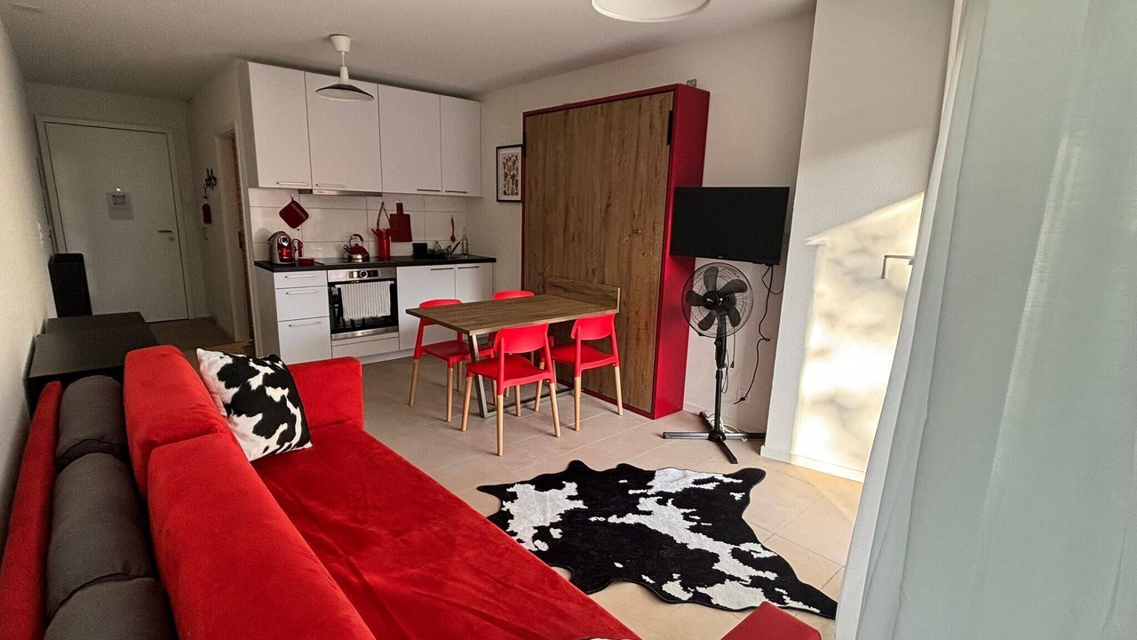 Photo of Livingroom in Pully