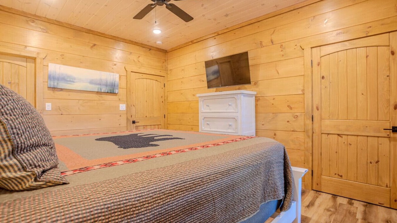 Photo of Bedroom in Pigeon Forge