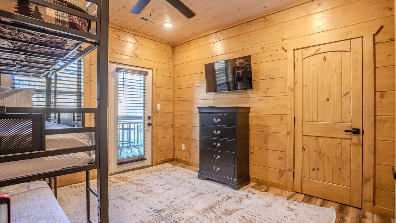 Photo of Bedroom in Pigeon Forge