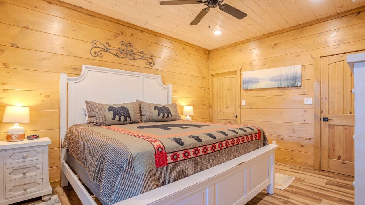 Photo of Bedroom in Pigeon Forge
