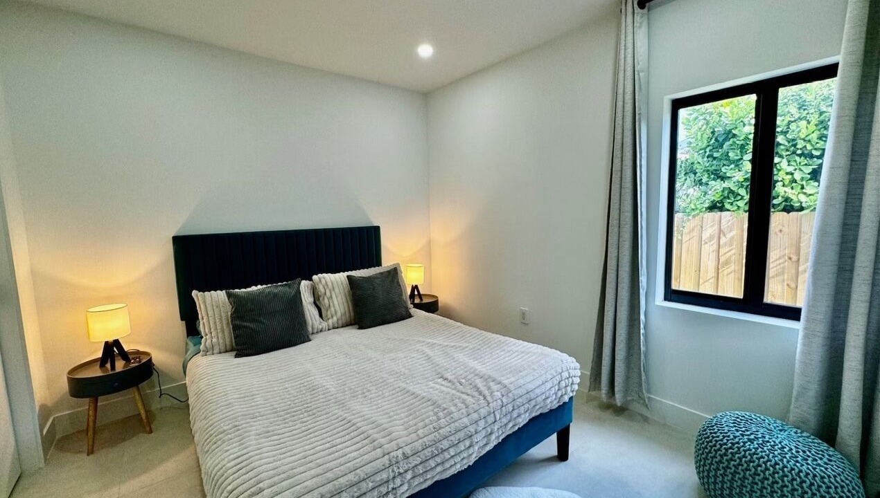 Photo of Bedroom in Coral Way