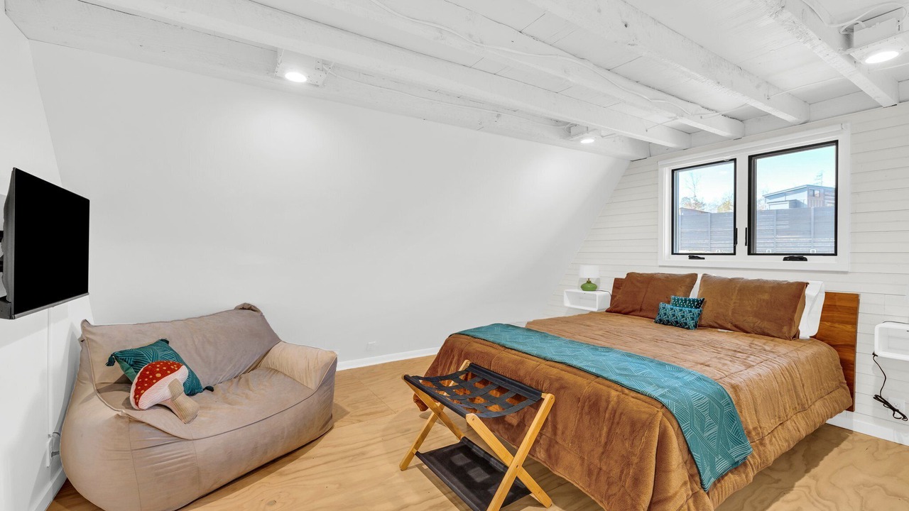 Photo of Bedroom in Ooltewah