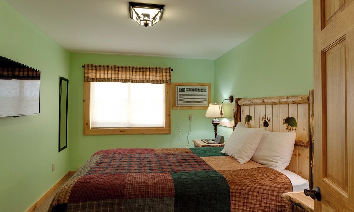Photo of Bedroom in Lake Placid