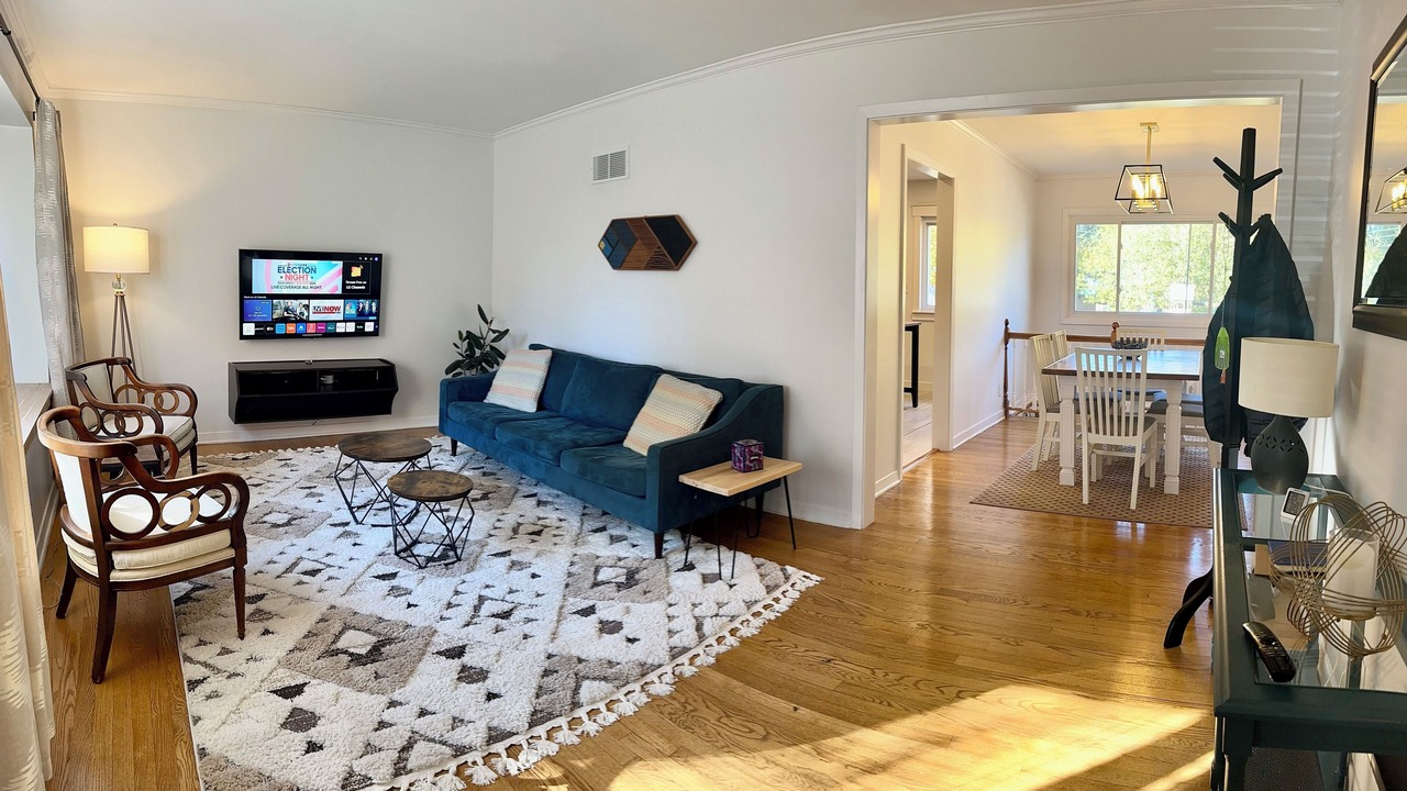 Photo of Livingroom in Overland Park
