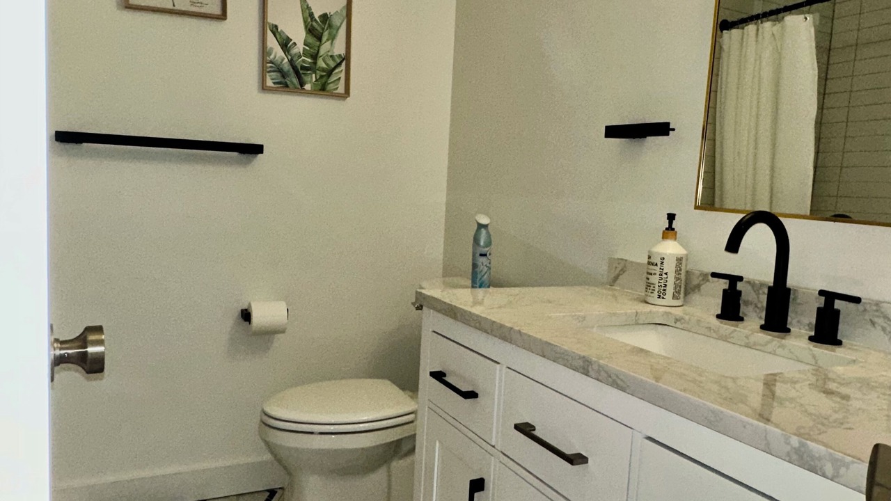 Photo of Bathroom in Overland Park