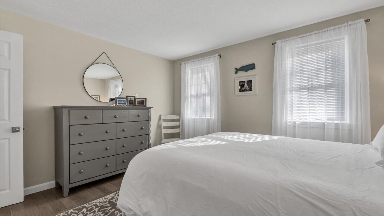 Photo of Bedroom in Cataumet