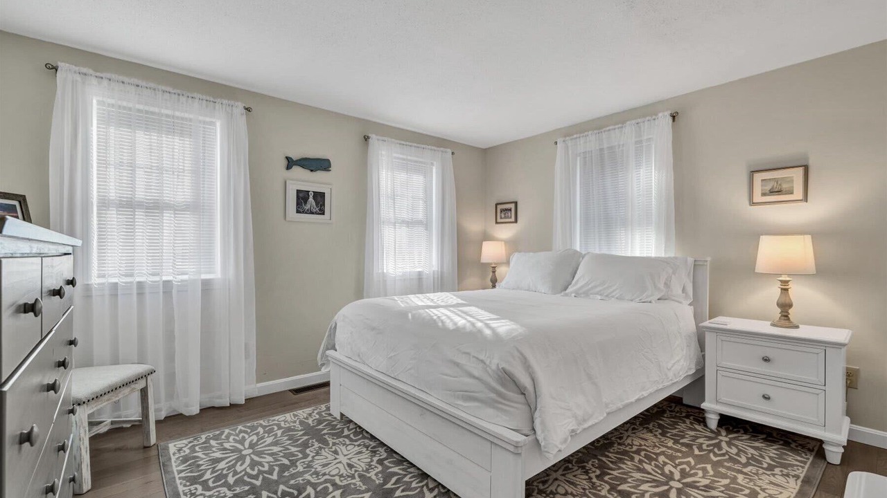 Photo of Others in Cataumet