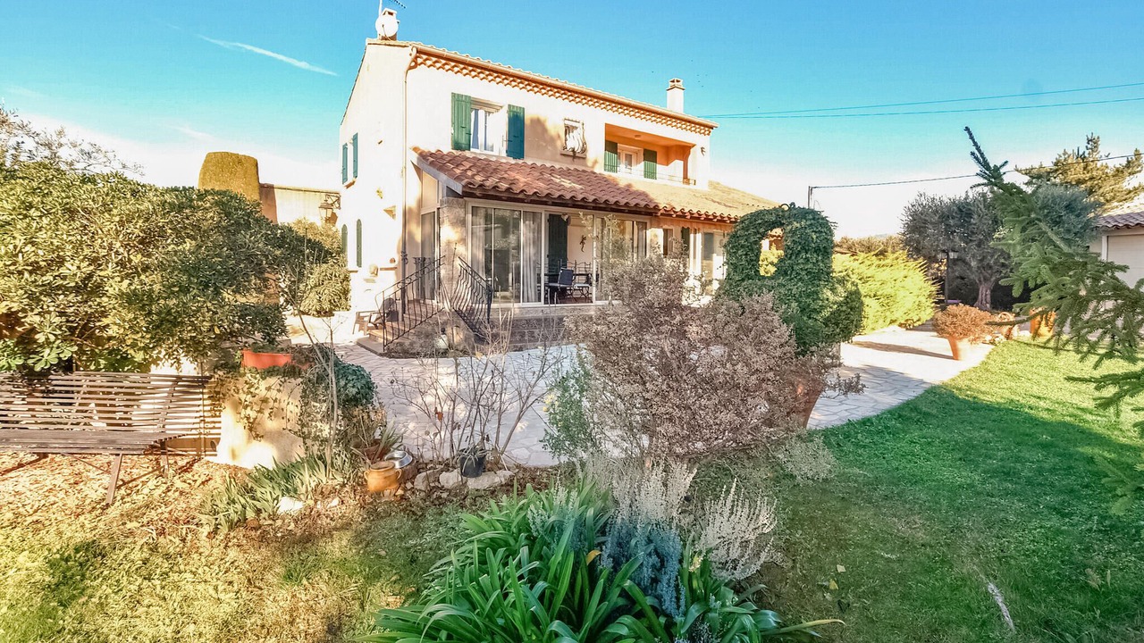 Photo of Others in Malemort-du-Comtat