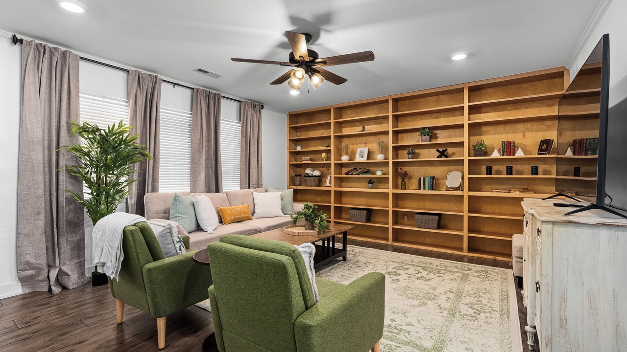 Photo of Livingroom in Springdale