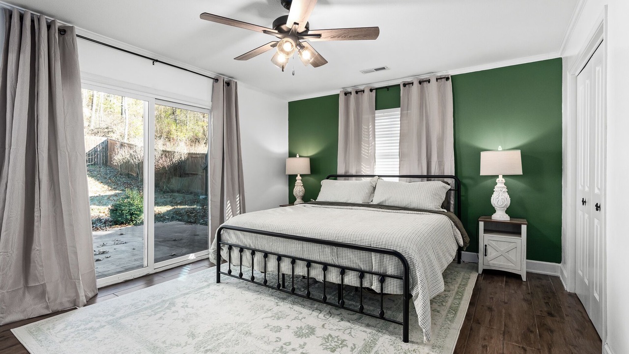 Photo of Bedroom in Springdale