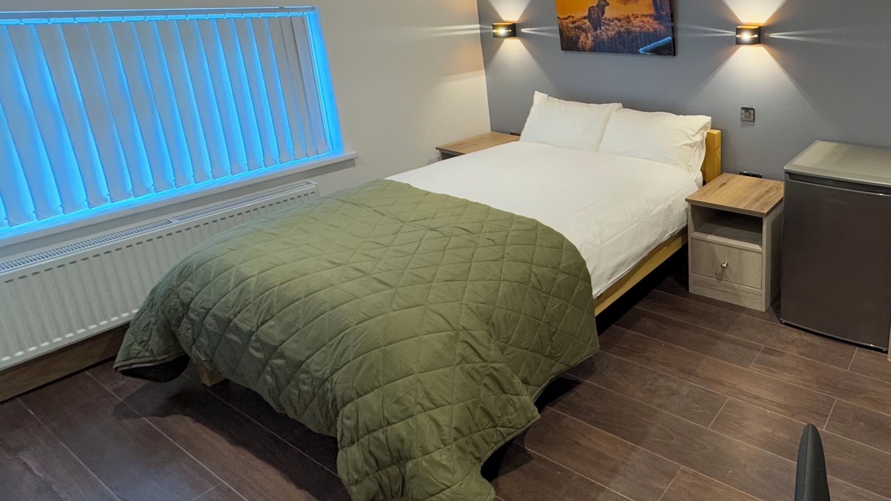 Photo of Bedroom in Weston on Trent