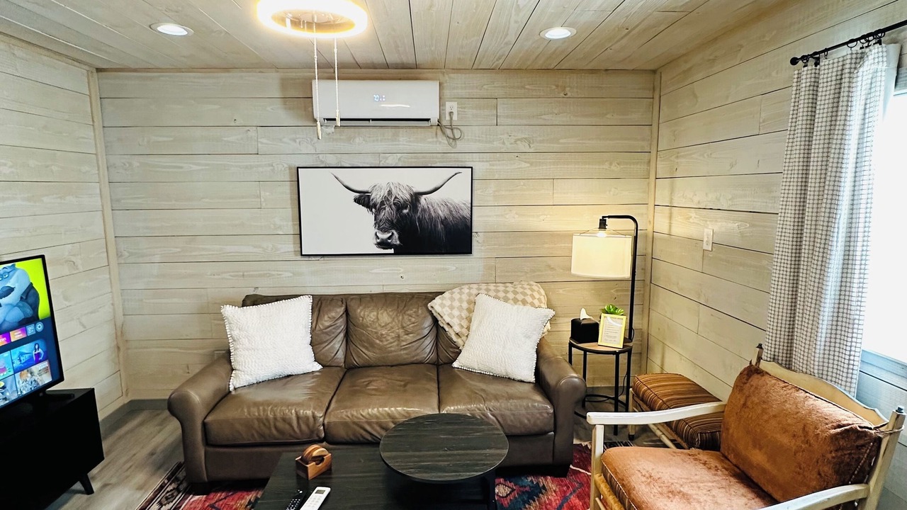 Photo of Livingroom in Springtown