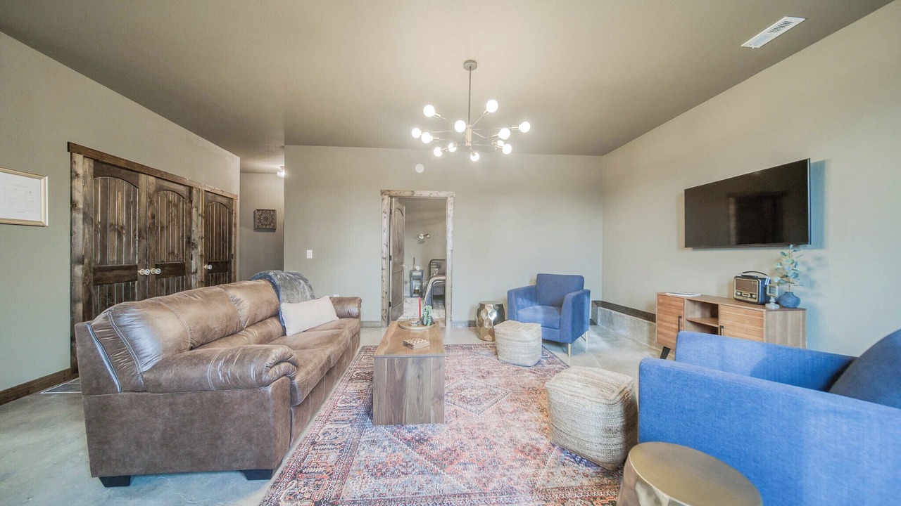 Photo of Livingroom in St. James