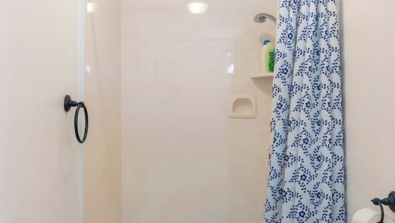 Photo of Bathroom in Upper Avenues