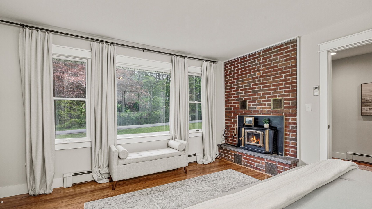 Photo of Bedroom in Freehold