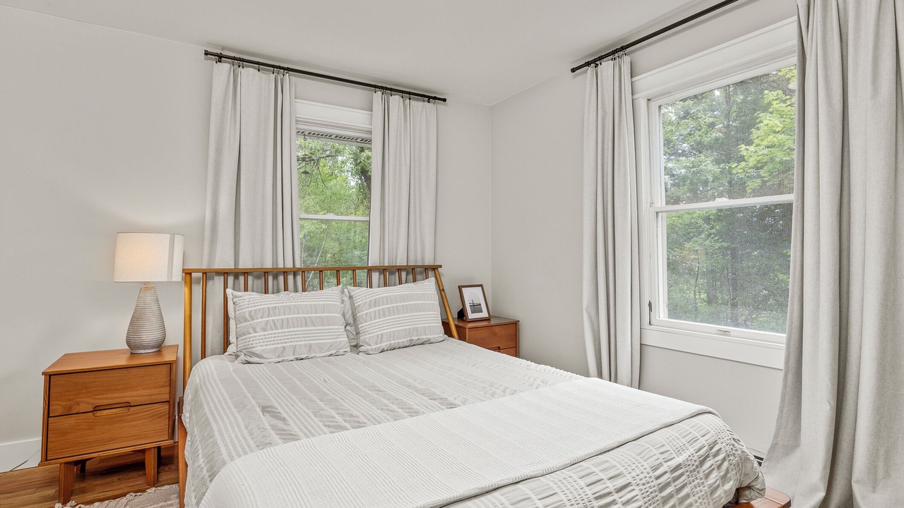 Photo of Bedroom in Freehold