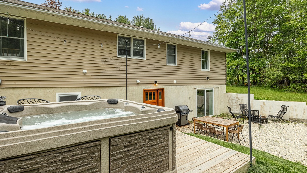 Photo of Outdoor in Freehold