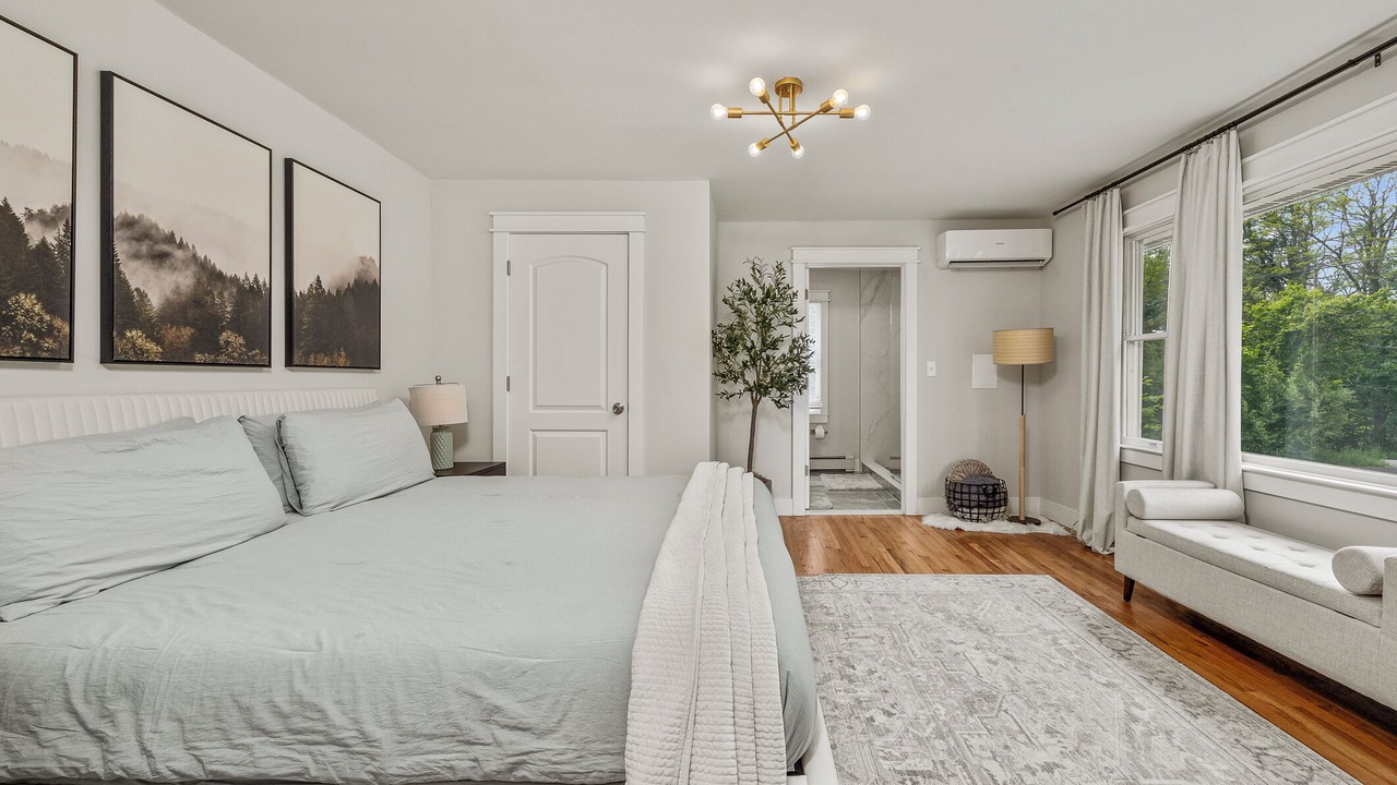 Photo of Bedroom in Freehold
