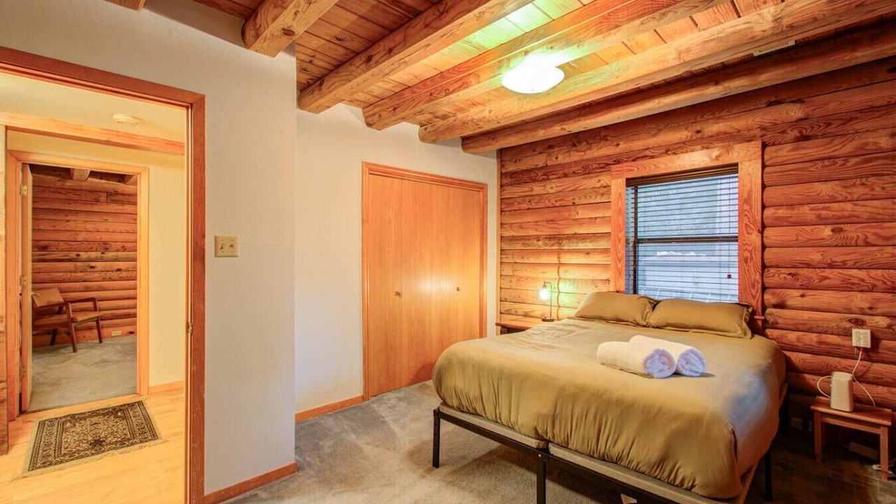 Photo of Bedroom in Waller