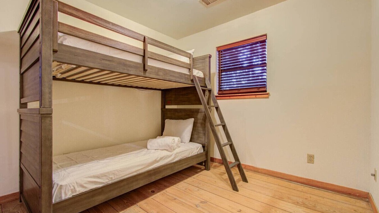 Photo of Bedroom in Waller