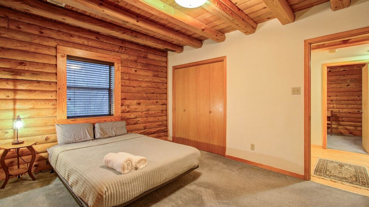 Photo of Bedroom in Waller
