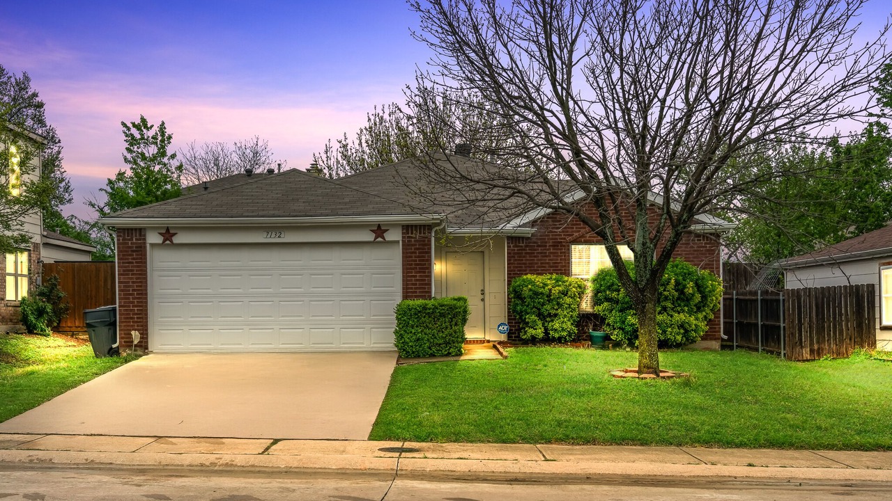 Photo of Outdoor in Buckner Terrace - Everglade Park