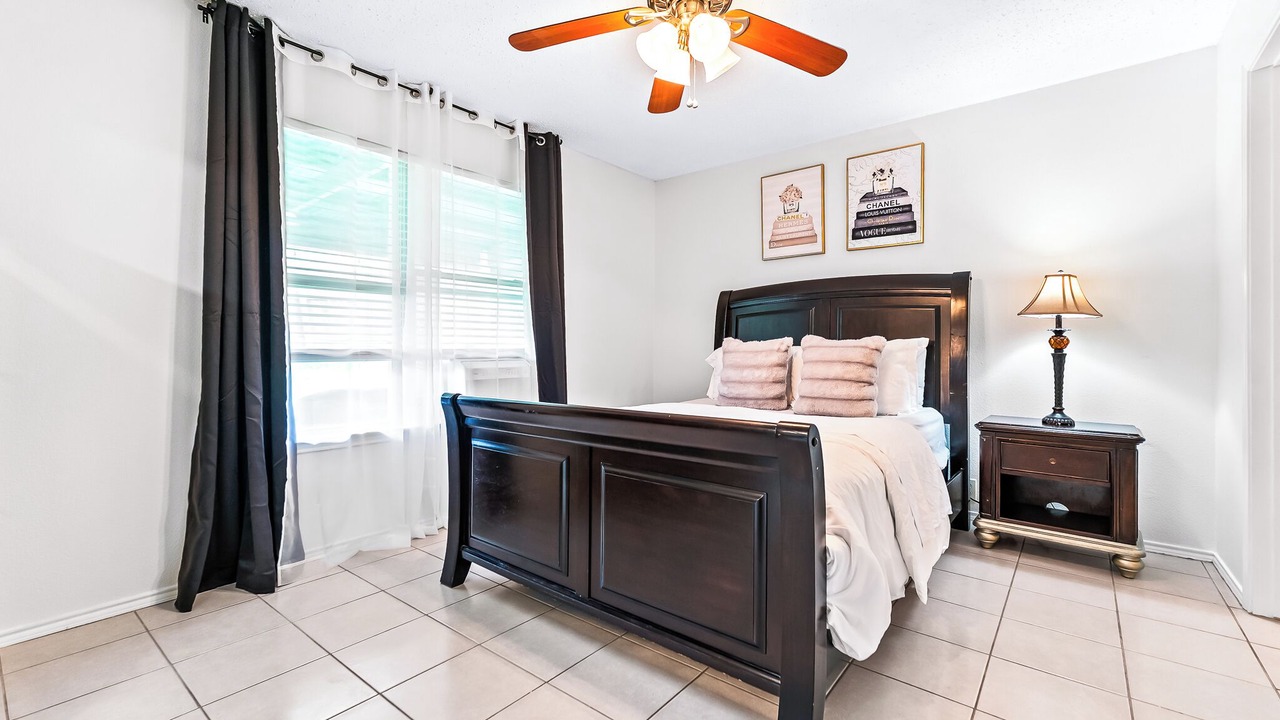Photo of Bedroom in Buckner Terrace - Everglade Park