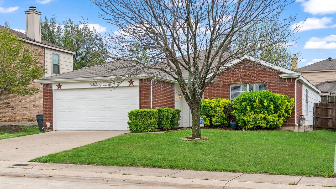 Photo of Outdoor in Buckner Terrace - Everglade Park