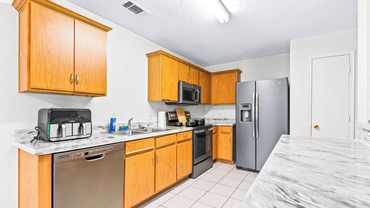 Photo of Kitchen in Buckner Terrace - Everglade Park