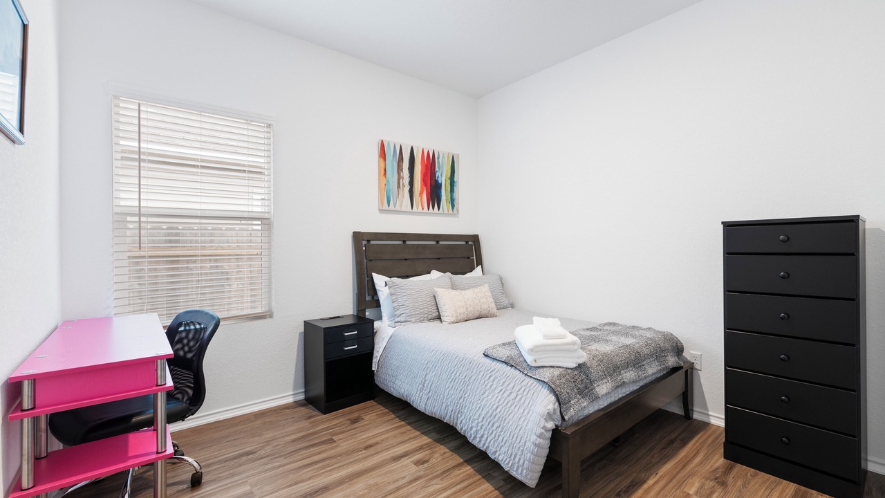 Photo of Bedroom in Bastrop