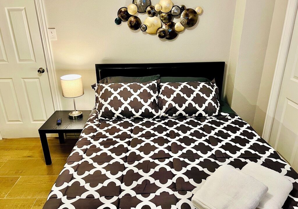 Photo of Bedroom in Panther Creek