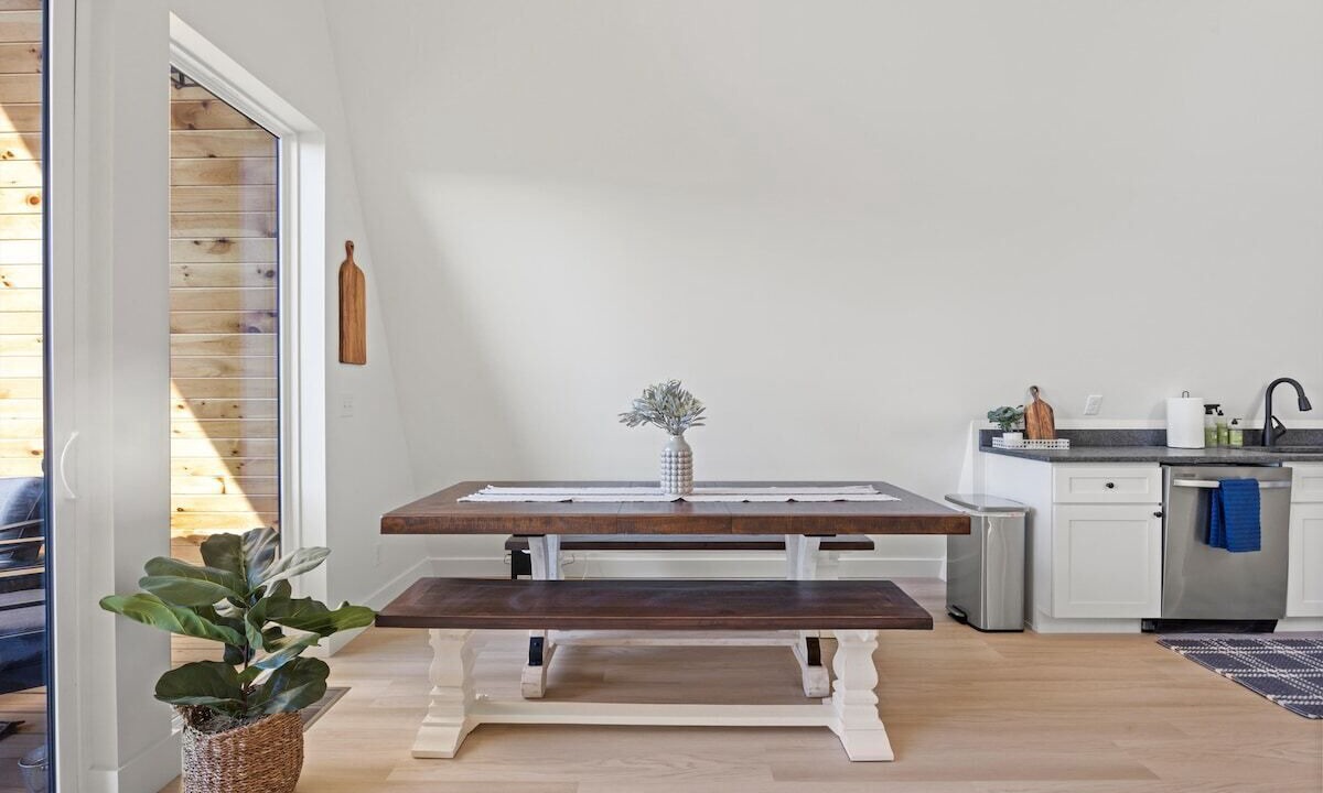 Photo of Bedroom in Chattanooga Valley