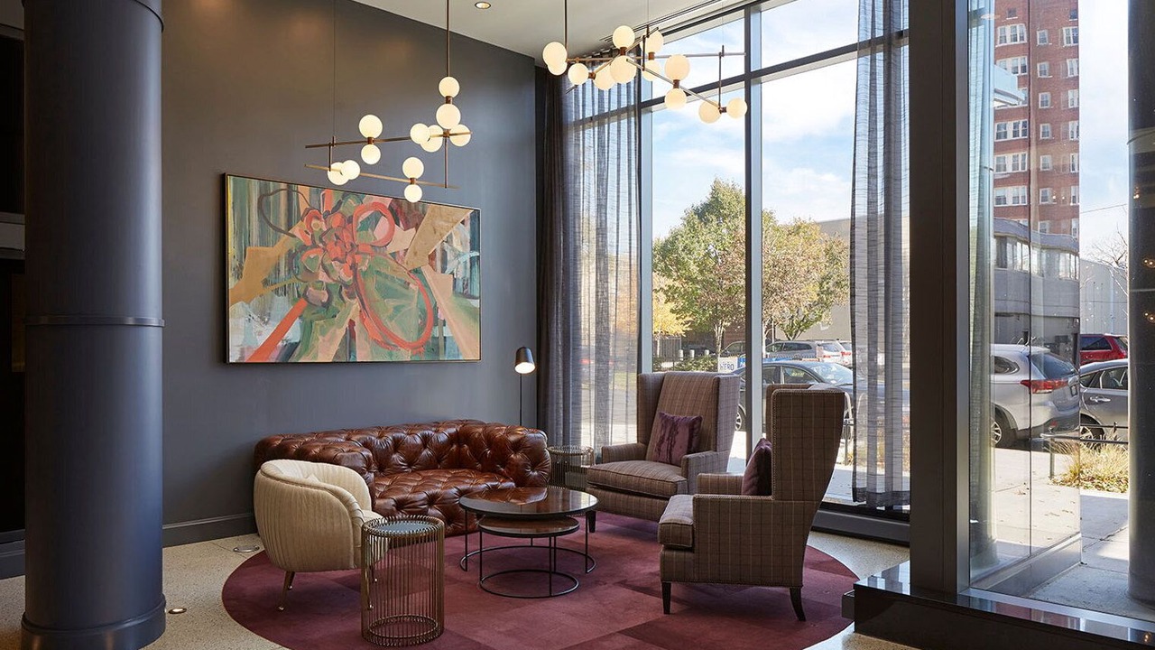 Photo of Others in East Hyde Park