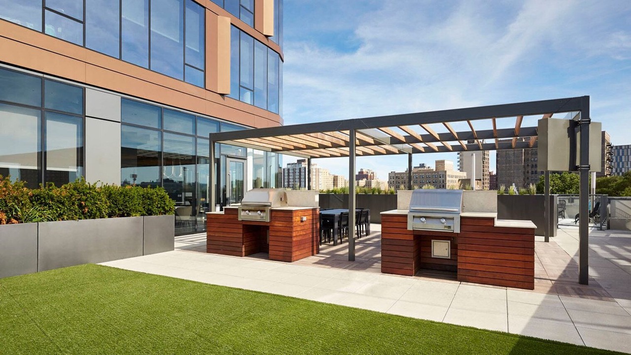 Photo of Outdoor in East Hyde Park